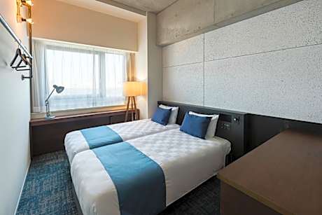 Adjoining Standard Twin Rooms (2 rooms not connected) - Non-Smoking