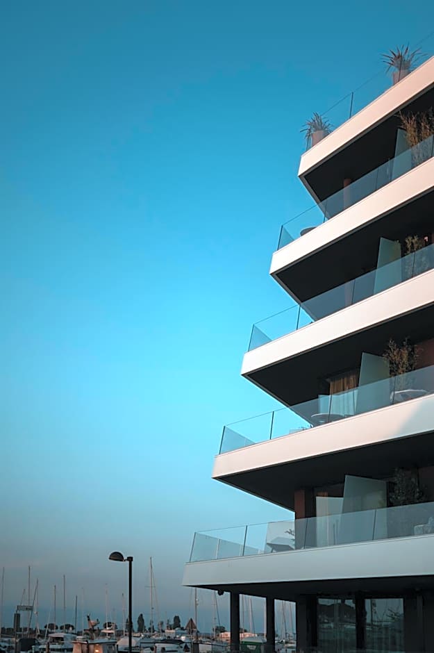 Laguna Faro Suites - Adults Only