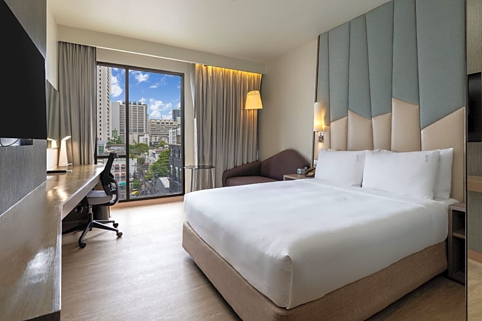 Holiday Inn Express Bangkok Sukhumvit 11 - Free Breakfast By IHG