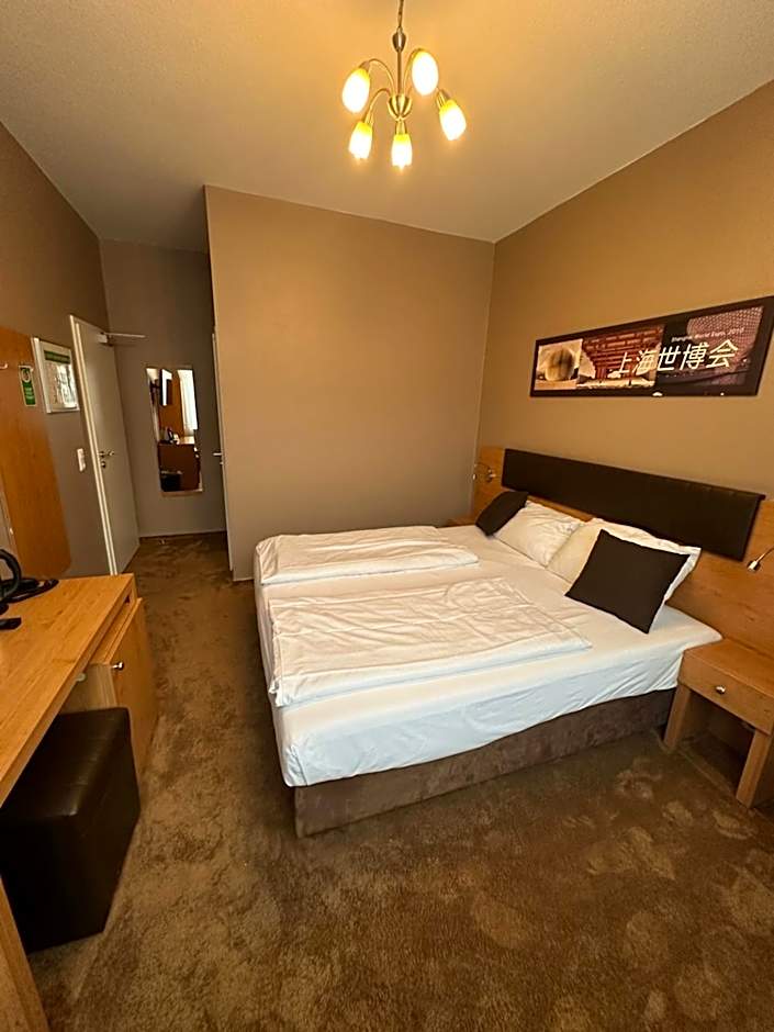 Hotel Expo Frankfurt City Centre