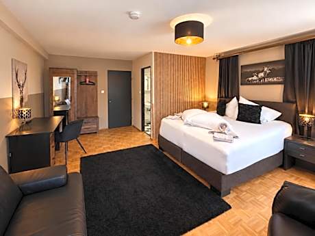 Large Double Room