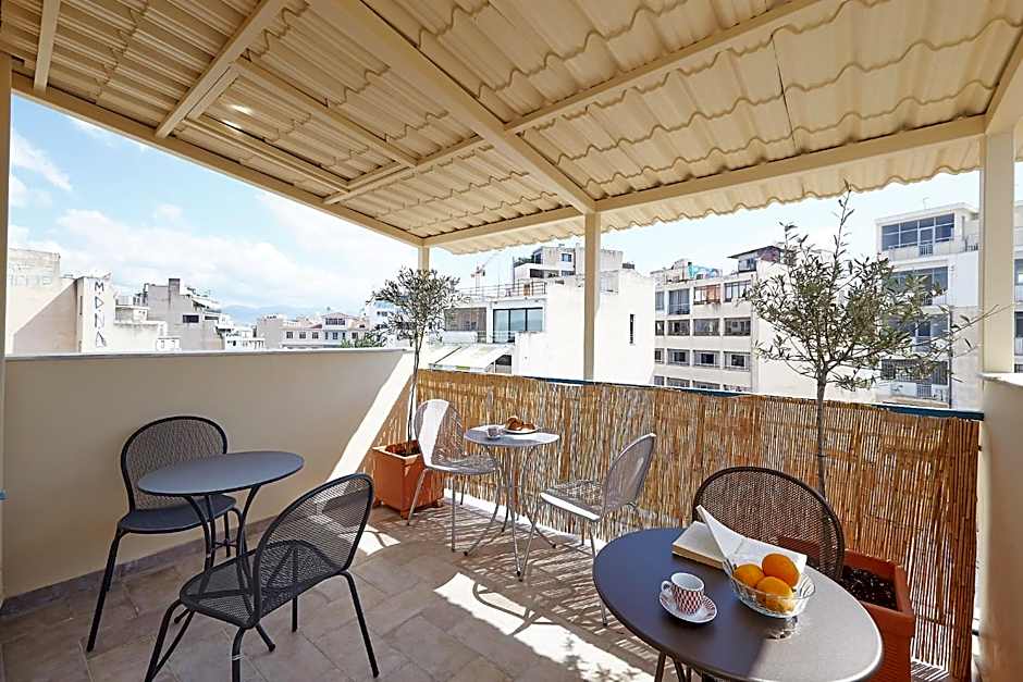 toStay-Unique apartment hotel in Athens center!