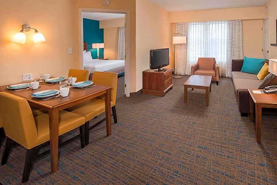 Residence Inn by Marriott Chesapeake Greenbrier