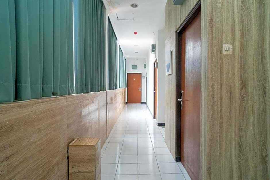 Fortuna Hotel by RedDoorz – Jakarta, NY