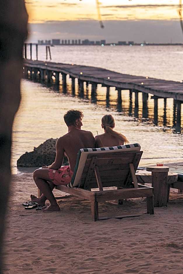 Mayan Monkey Isla Mujeres - Social Hotel