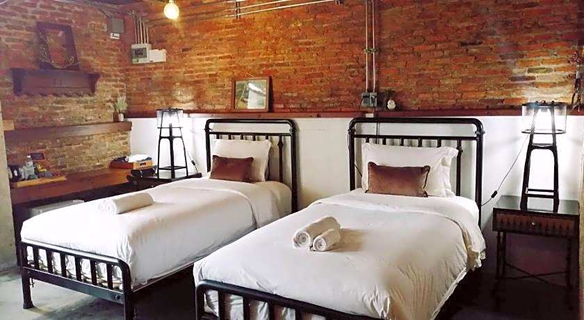 PX122 DBEST HOTEL