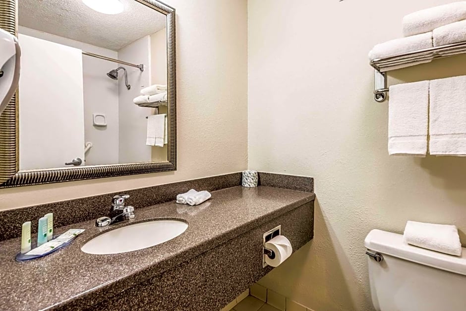 Quality Inn near Finger Lakes and Seneca Falls