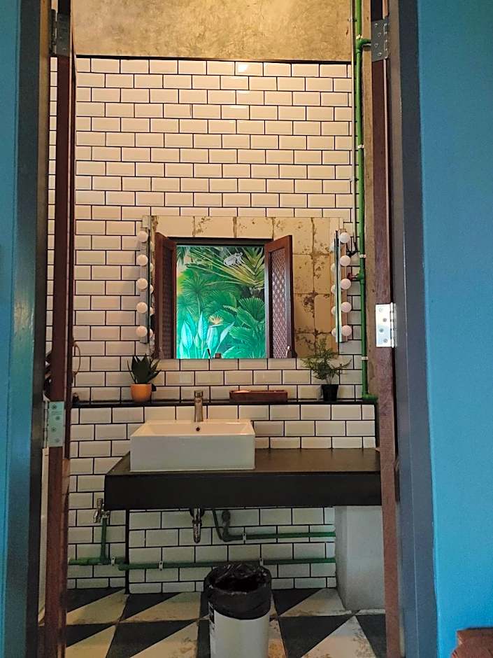 โรงแรม บอร์ดดิ้งเฮ้าส์