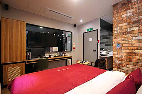 Suite with River View