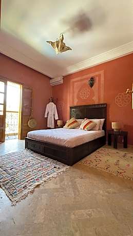 Triple Room with Mountain View