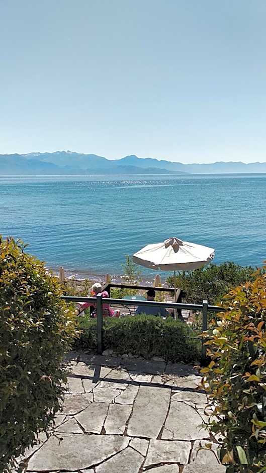 Grekis Beach Hotel and Apartments