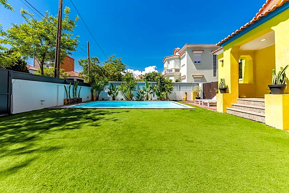 Kali Vice Surf Villa