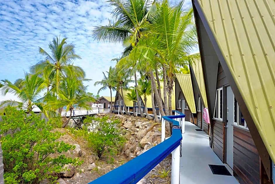 Base Backpackers Hotel Magnetic Island