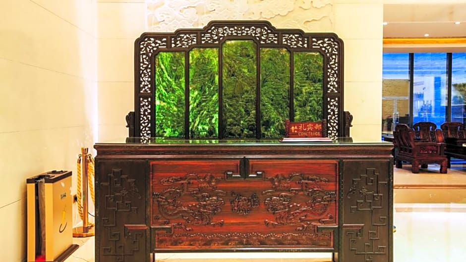 Imperial Palace Hotel