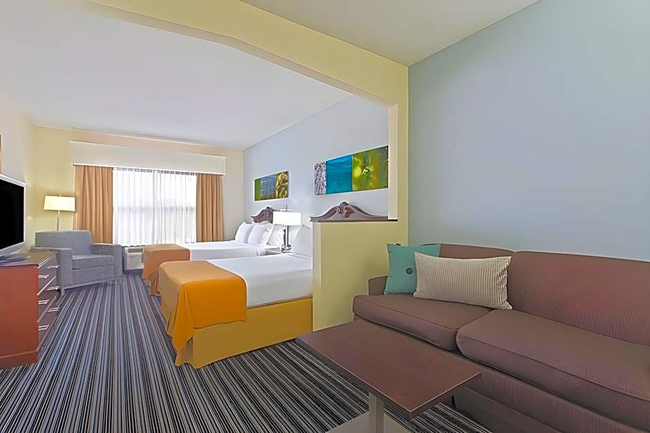 Holiday Inn Express Hotel & Suites Clearwater North/Dunedin By IHG