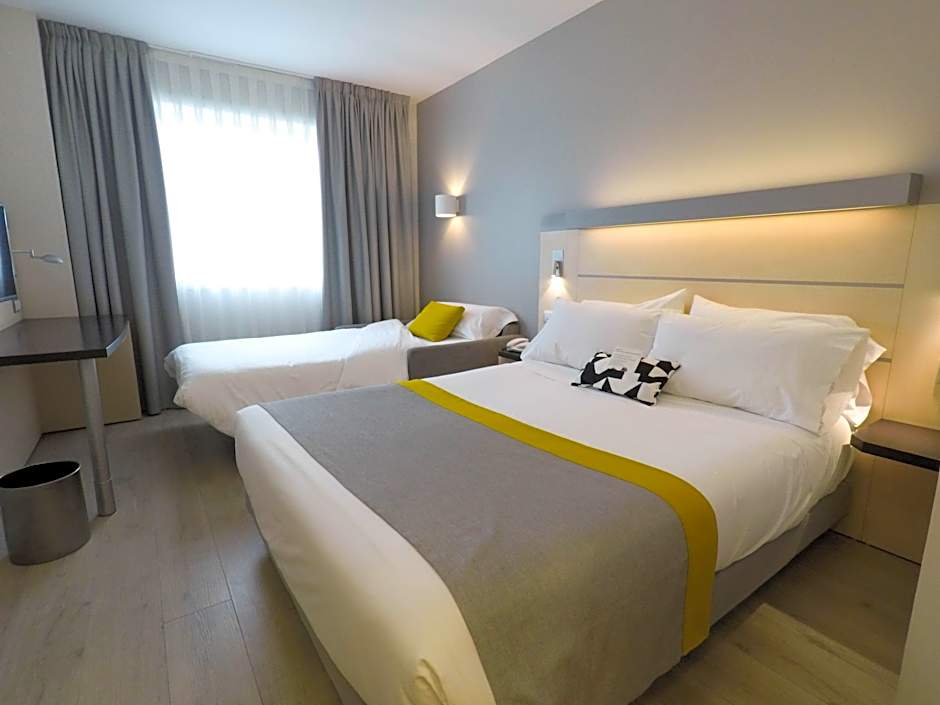 Photo 1 of 3 of Standard 1 Double Bed with Sofabed