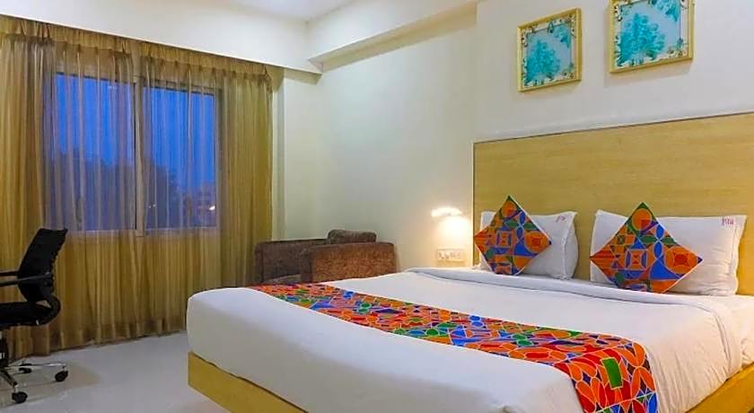 Hotel Swarna's By Treebo – Vijayawada, IA