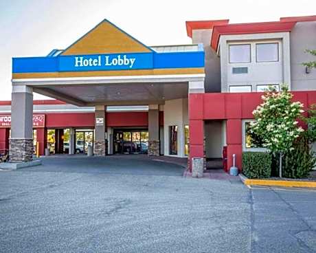 Quality Inn & Conference Centre