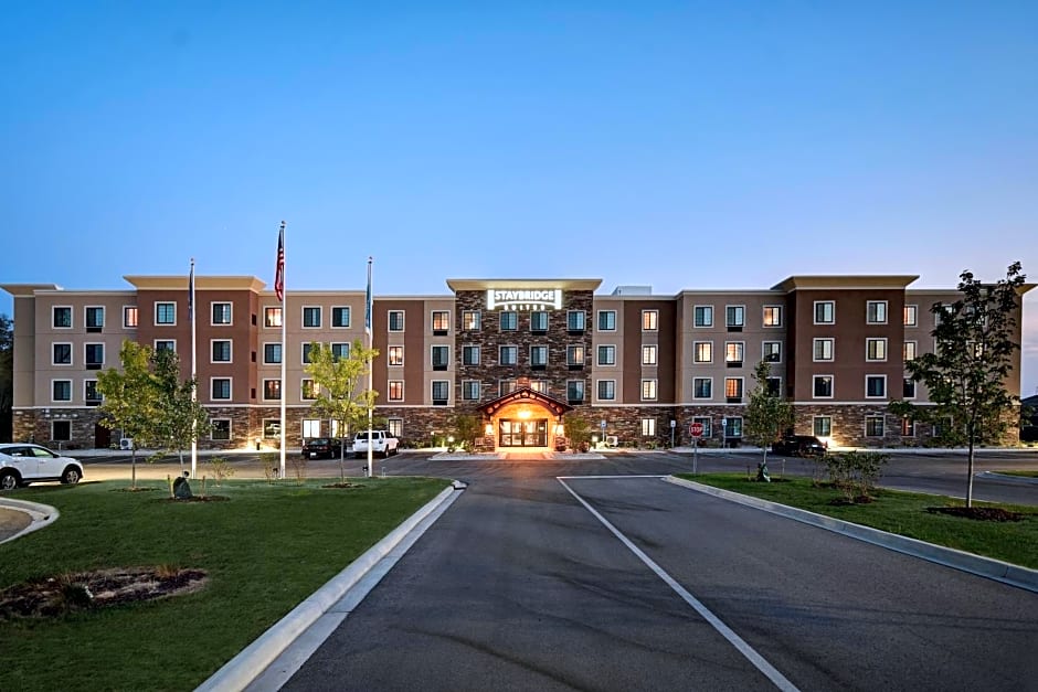 Staybridge Suites - Holland, an IHG Hotel