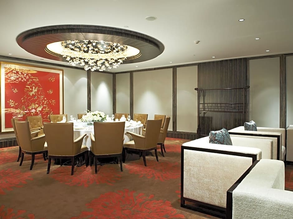 Sheraton Shanghai Waigaoqiao Hotel
