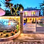 Calypso Cozy Suites