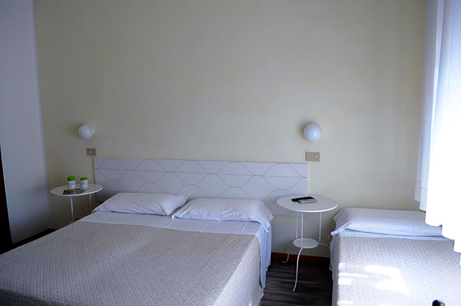 Hotel Cecile