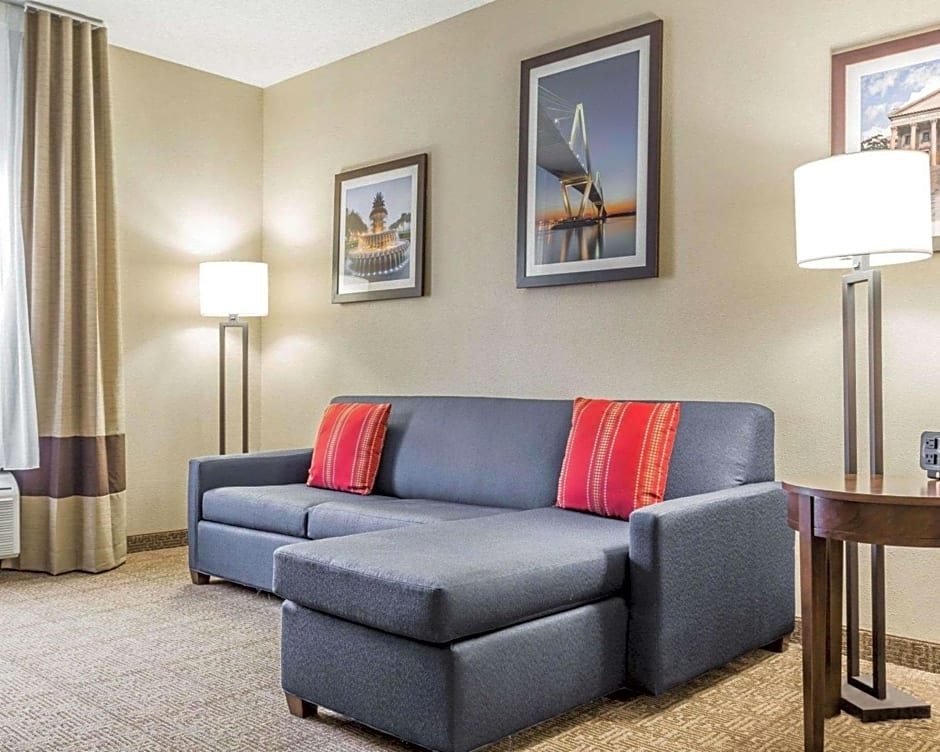 Comfort Suites at Isle of Palms Connector