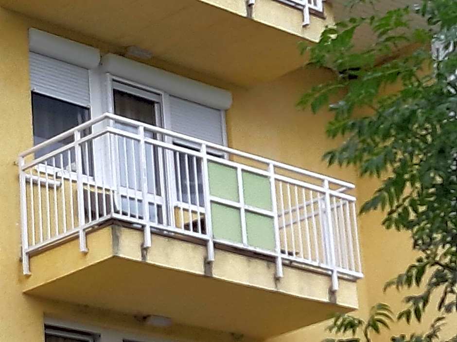 MELODY APARTMAN