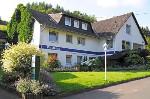 Hotel-Pension-Waldblick Garni