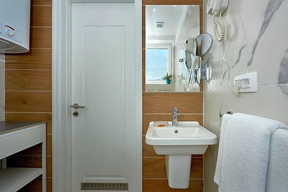 APART Garni Hotel LARIMAR