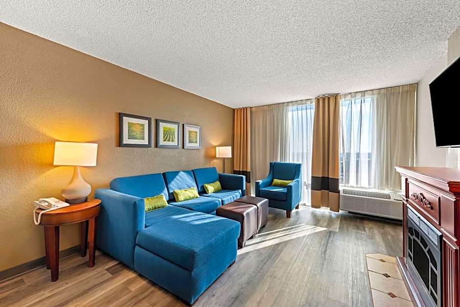 Comfort Inn & Suites Omaha Central
