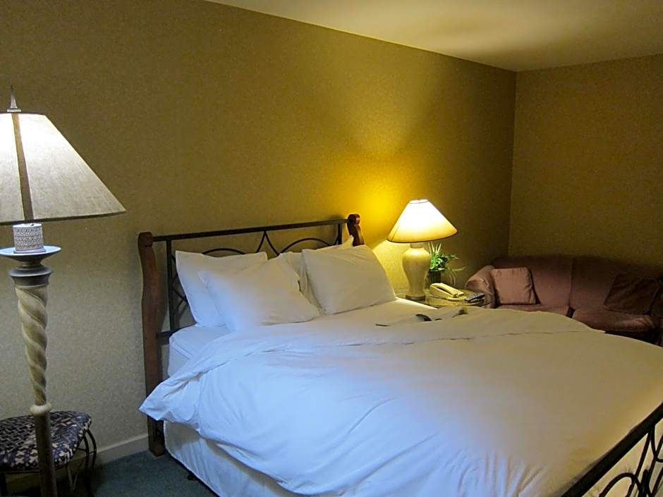 Annapolis Royal Inn & Suites