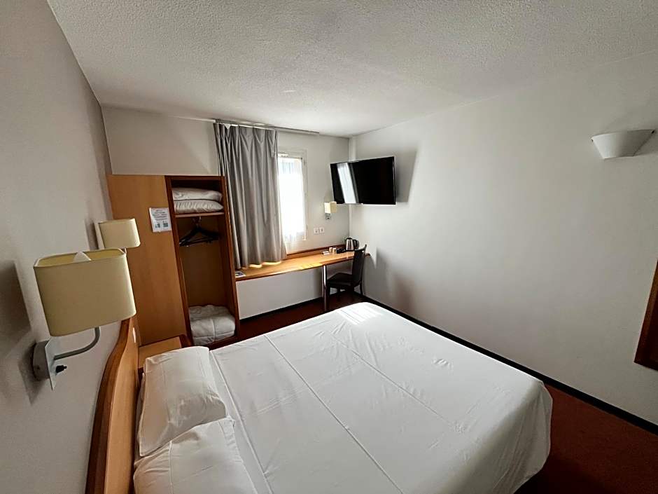 Brit Hotel Confort Montauban