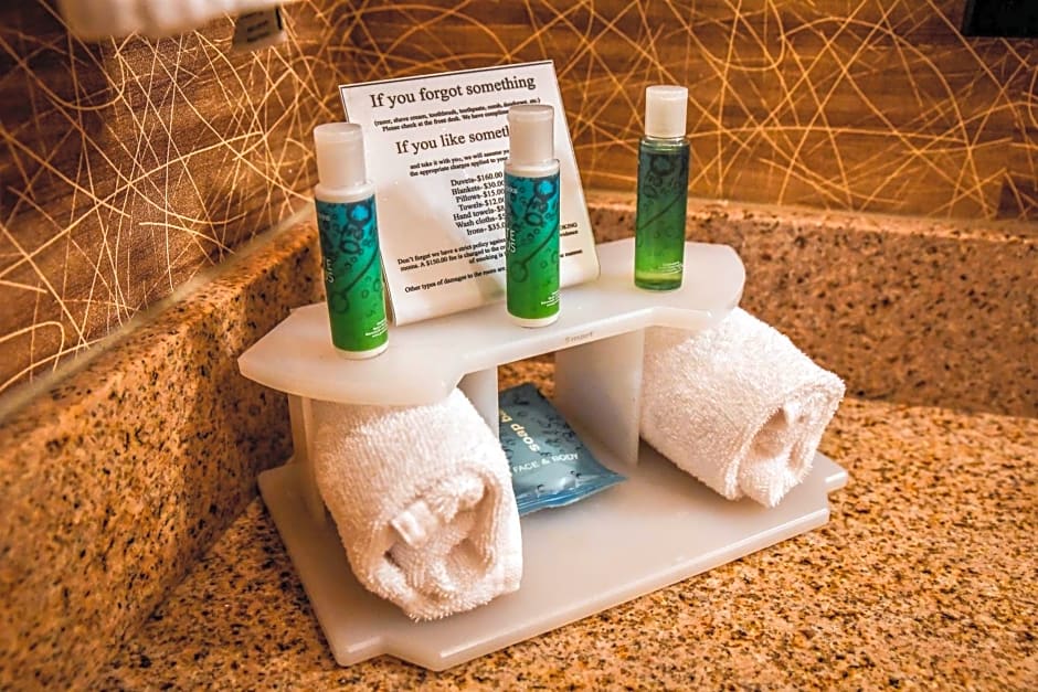 Holiday Inn Express Hotel & Suites - Concord, an IHG Hotel