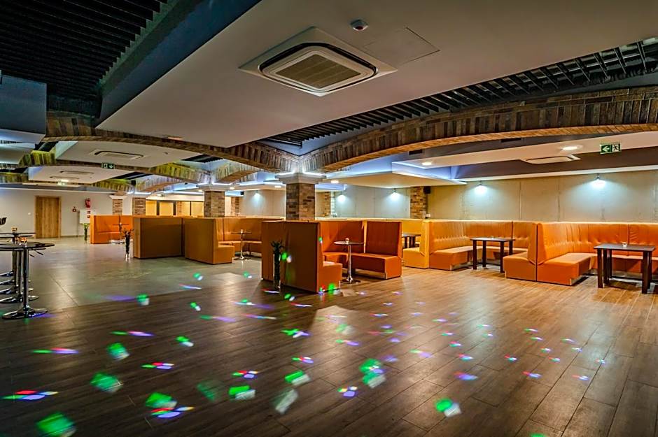 Hotel Paryski Art & Business Zakopane - Basen Jacuzzi Sauna Małpi Gaj