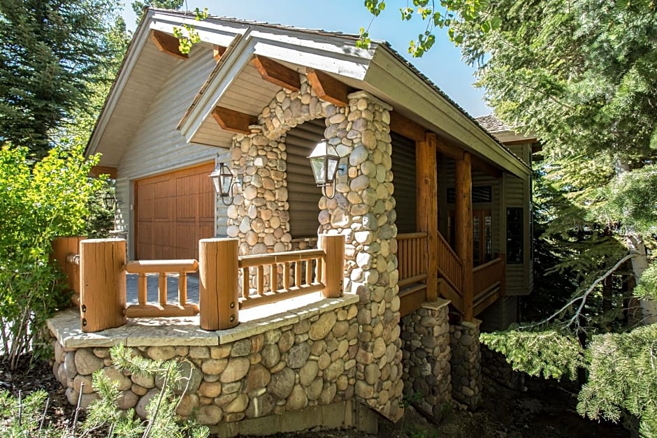 Deer Valley's Signature Collection