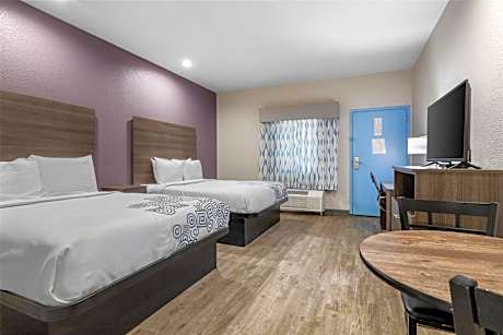 Queen Suite with Two Queen Beds