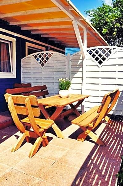 Błękitne domki przy morzu