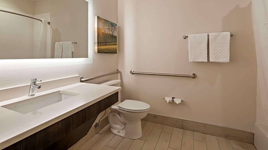 Best Western Plus Elizabethtown Inn & Suites