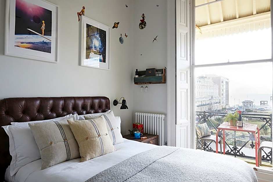 Photo 1 of 3 of Tiny Double Room with Sea View and Balcony