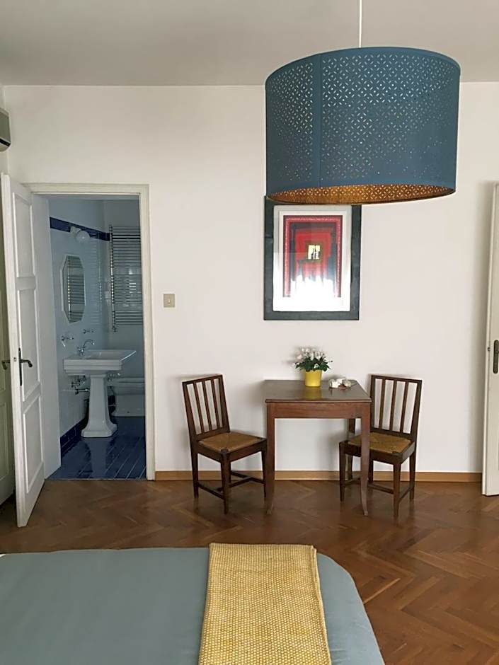 Casa Lunia Guesthouse