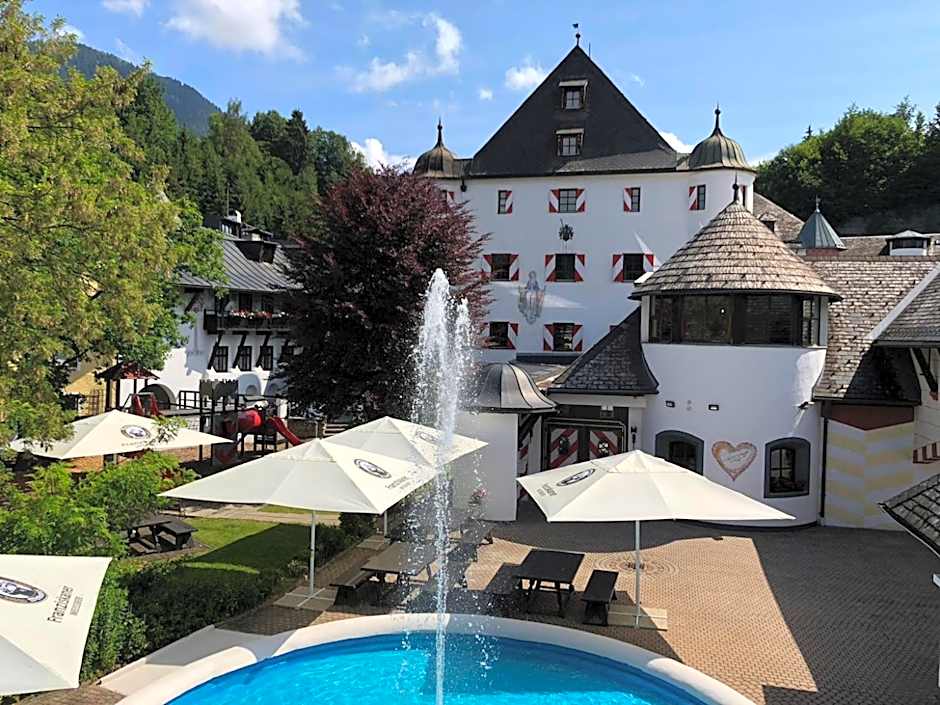 Family Hotel Schloss Rosenegg