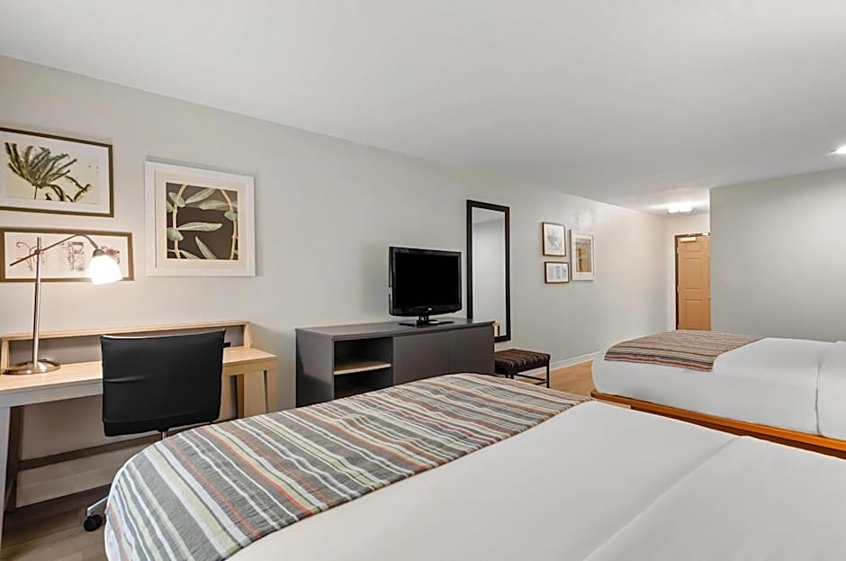 Country Inn & Suites by Radisson, Roanoke, VA