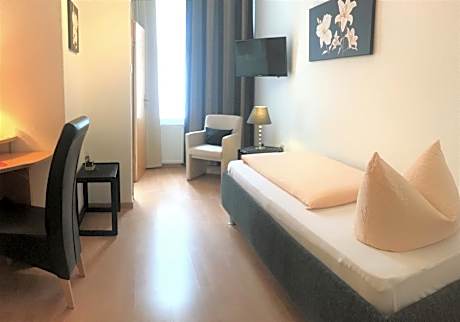 kleines Einzelzimmer