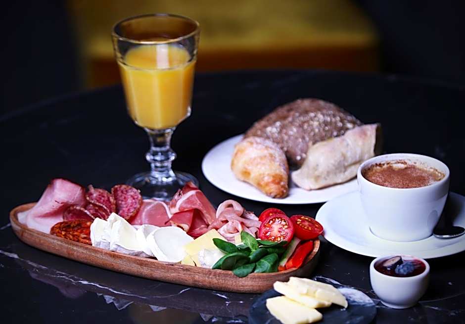 Noble Boutique Hotel - Adults Only