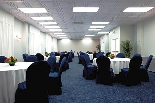 Hotel Current