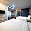 Le House Boutique Hotel - 100m to the beach