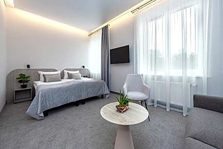 Two-Bedroom Apartment with Spa Access