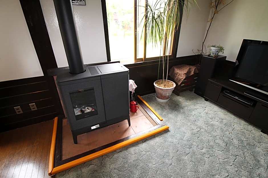 Stella八ヶ岳原村-星空,サウナ,BBQ,大型スクリーンを楽しめる八ヶ岳の貸切宿