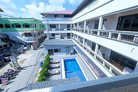 Coconut Grove Hotel Samui